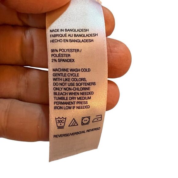 Izod Golf Navy, Green and White plaid Mini Skirt** 8 - Picture 4 of 11